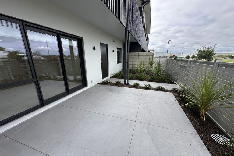 Photo of property in 76 Katikati Drive, Manurewa, 2102