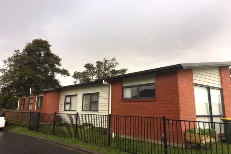 Photo of property in 16 Totara Meadows Court, Wiri, Auckland, 2104