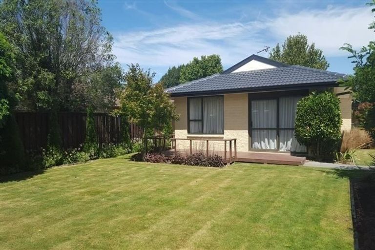 Photo of property in 92 Merrin Street, Avonhead, Christchurch, 8042