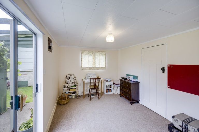 Photo of property in 15 Southwark Avenue, Tamatea, Napier, 4112