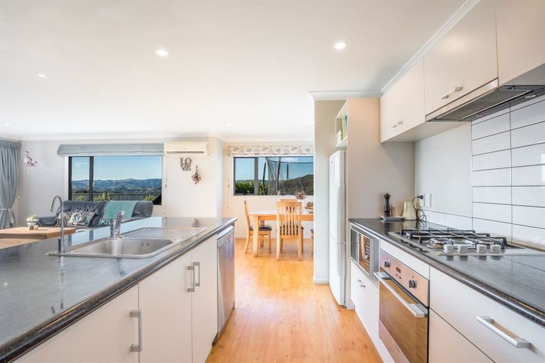 Photo of property in 3 Gennaker Lane, Whitby, Porirua, 5024