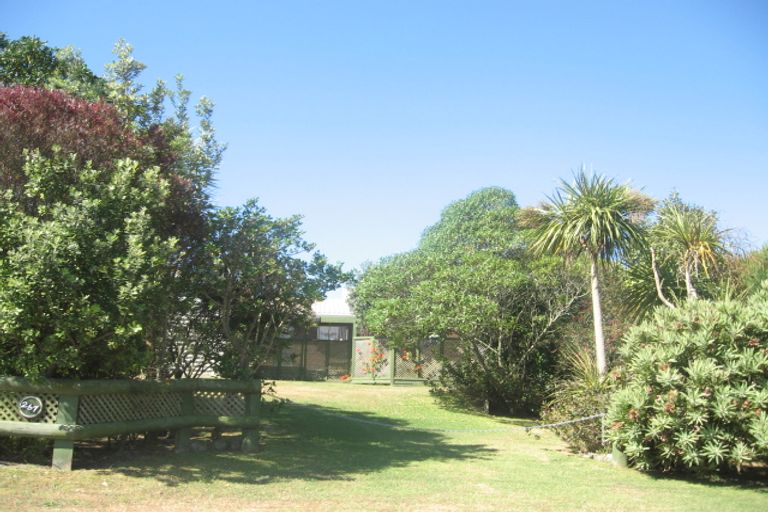 Photo of property in 267 Pukehina Parade, Pukehina, 3189
