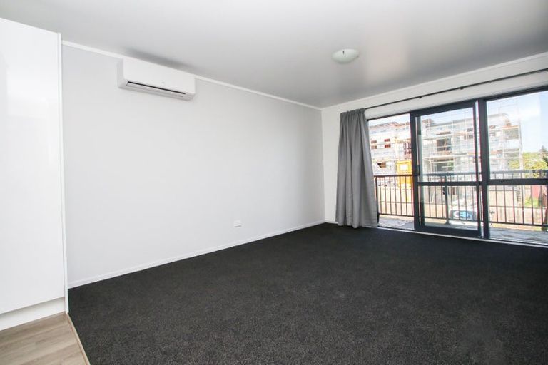 Photo of property in 4/200 Old Farm Road, Hamilton East, Hamilton, 3216