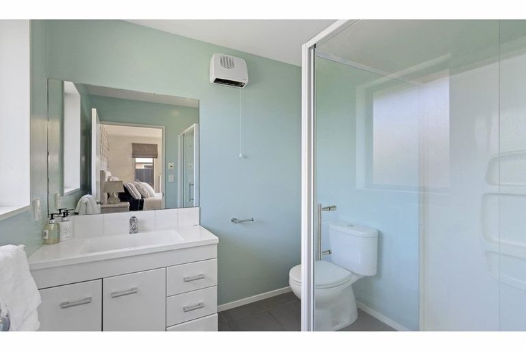 Photo of property in 44 Mokihi Gardens, Hillmorton, Christchurch, 8024