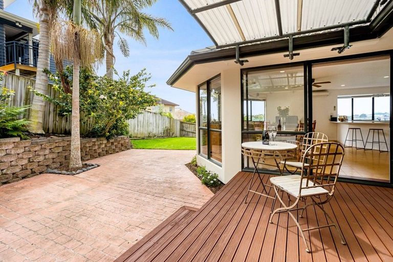 Photo of property in 10 Devana Court, Torbay, Auckland, 0630