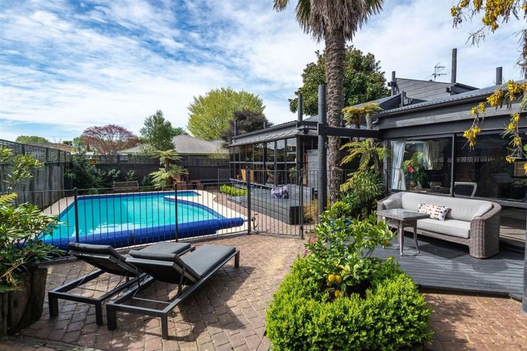 Photo of property in 45b Glenharrow Avenue, Avonhead, Christchurch, 8042