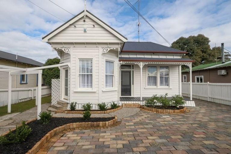 Photo of property in 71 Avalon Drive, Nawton, Hamilton, 3200