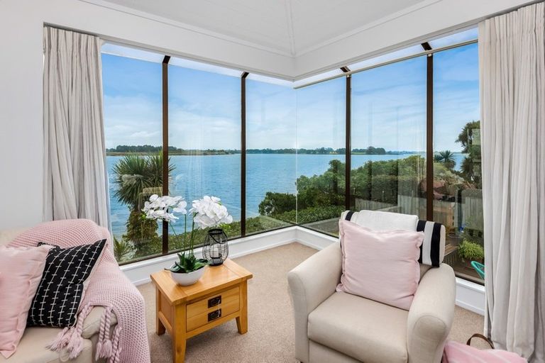 Photo of property in 23 Cumbrian Place, Conifer Grove, Takanini, 2112