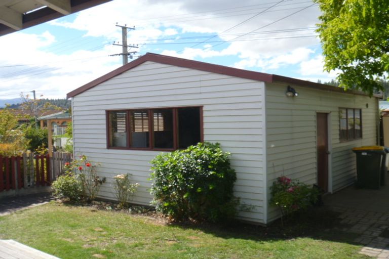 Photo of property in 32 Station Street, Alexandra, 9320