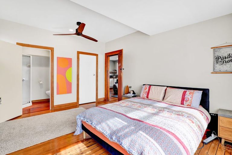 Photo of property in 58 Record Street, Fitzroy, New Plymouth, 4312