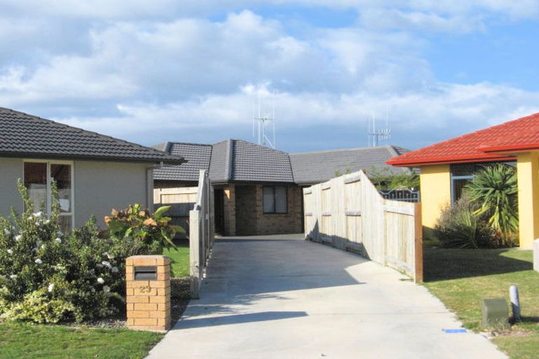 Photo of property in 23 Beachmere Place, Papamoa Beach, Papamoa, 3118