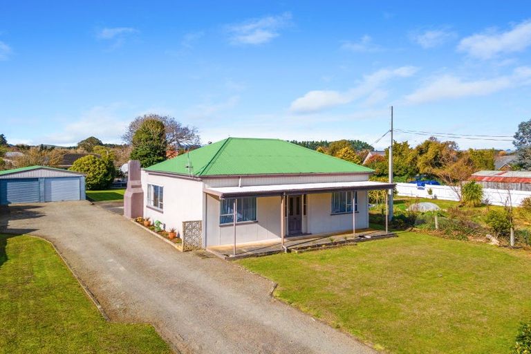 Photo of property in 20 Ormond Street, Woodville, 4920