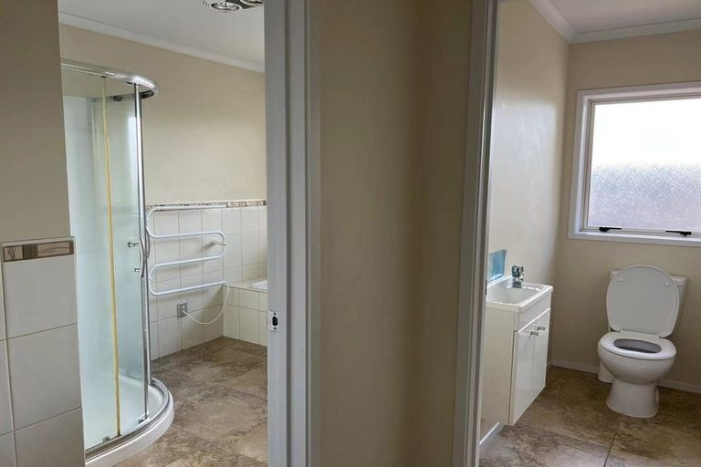 Photo of property in 5 Dumfries Place, Pyes Pa, Tauranga, 3112