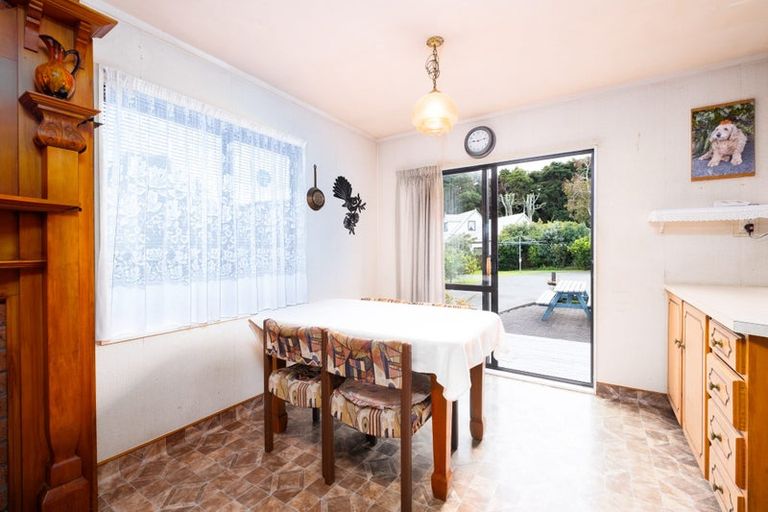 Photo of property in 134 Everglade Drive, Totara Heights, Auckland, 2105