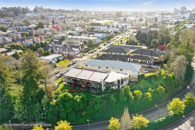 Photo of property in 2/21 Manning Street, Hamilton Central, Hamilton, 3204