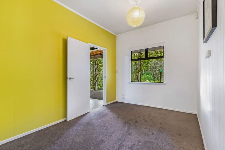 Photo of property in 40 Calais Terrace, Ostend, Waiheke Island, 1081