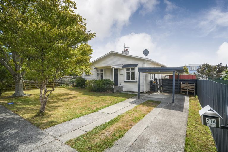 Photo of property in 21a Haydon Street, Roslyn, Palmerston North, 4414