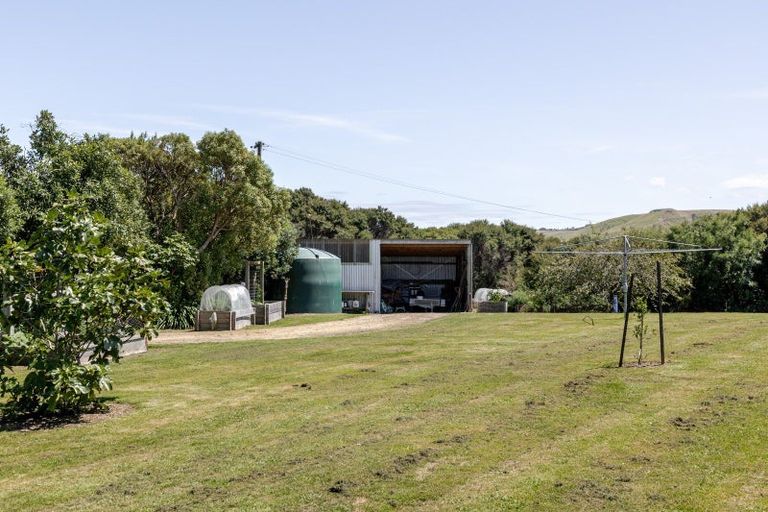 Photo of property in 770 Cape Palliser Road, Whangaimoana, Featherston, 5772