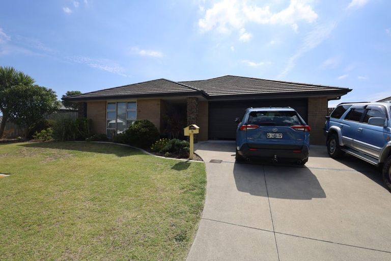 Photo of property in 16 Te Kio Crescent, Papamoa Beach, Papamoa, 3118