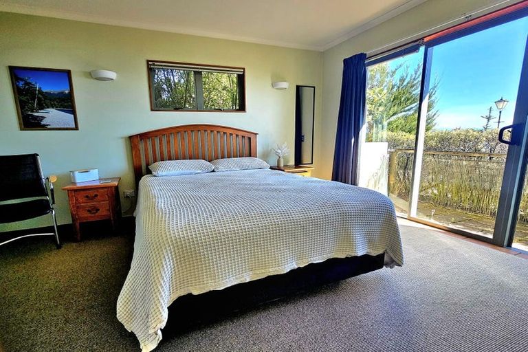 Photo of property in 12 Commodore Place, Britannia Heights, Nelson, 7010