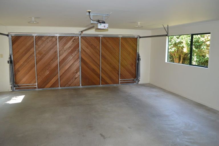 Photo of property in 1/2 Katui Street, Castor Bay, Auckland, 0620