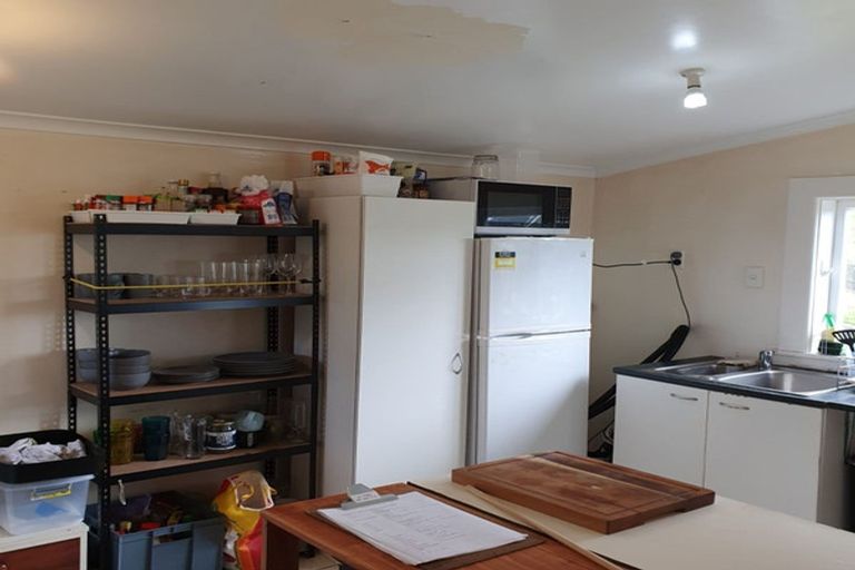 Photo of property in 24 Imperial Terrace, Melrose, Wellington, 6022