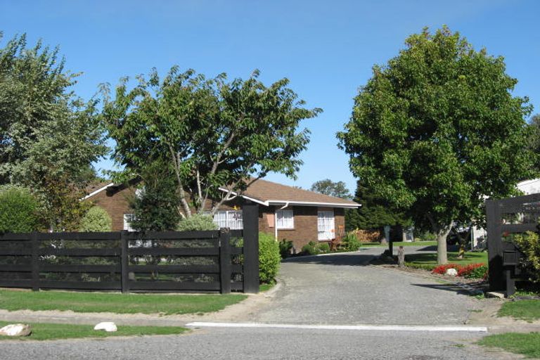 Photo of property in 20 Carston Street, Leeston, 7632