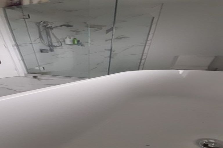 Photo of property in 34 Waratah Street, Avondale, Christchurch, 8061