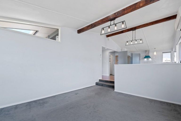 Photo of property in 33 Ward Avenue, Fenton Park, Rotorua, 3010