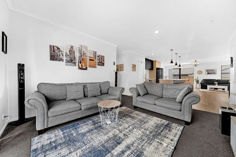 Photo of property in 10 Pipi Crescent, Tuakau, 2121