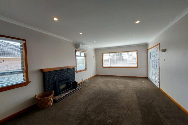 Photo of property in 6 Mission Street, Moturoa, New Plymouth, 4310
