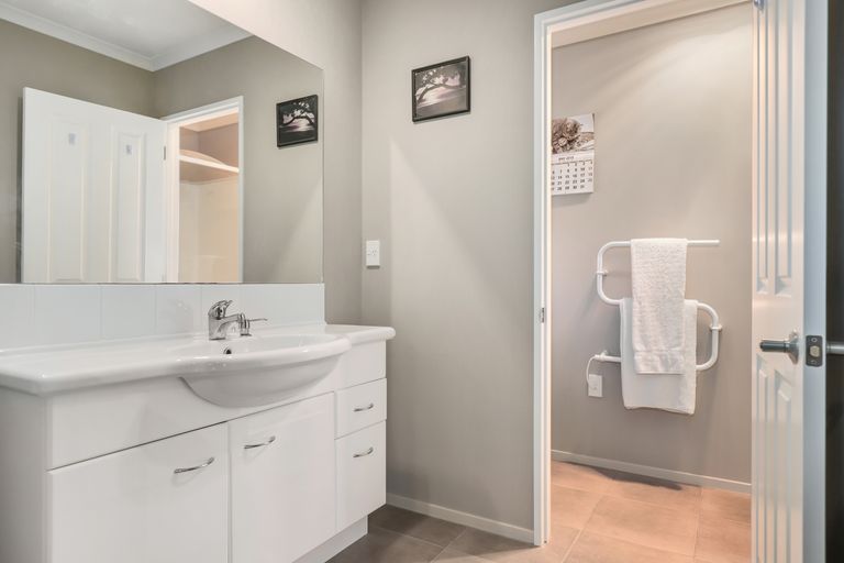 Photo of property in 22 Vogel Place, Te Aroha, 3320