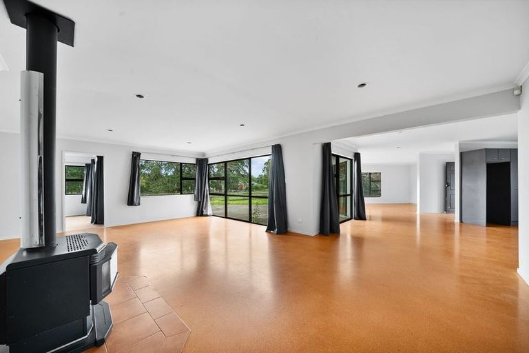 Photo of property in 220 Popes Road, Takanini, 2105