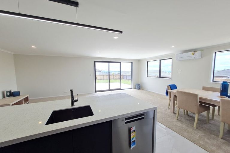 Photo of property in 157 Hitchen Road, Pokeno, 2402