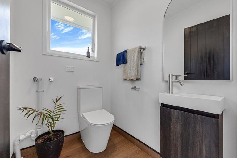 Photo of property in 19 Ben Lora Place, Mangere East, Auckland, 2024