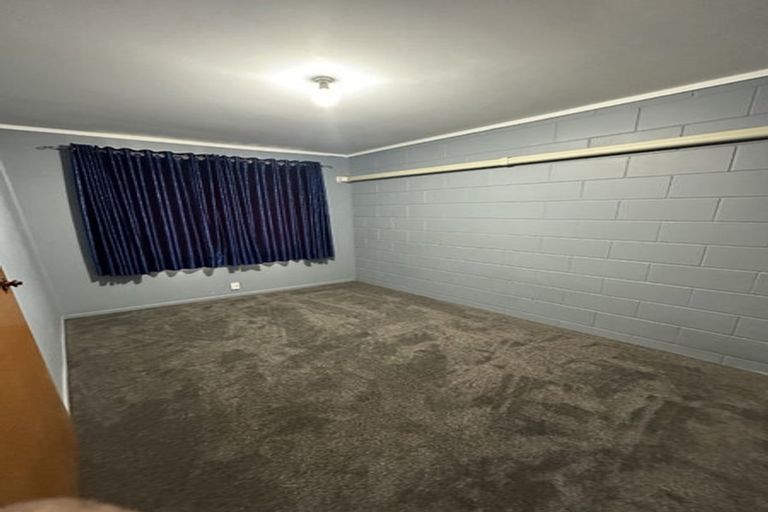 Photo of property in 4/13 Seabrook Avenue, New Lynn, Auckland, 0600