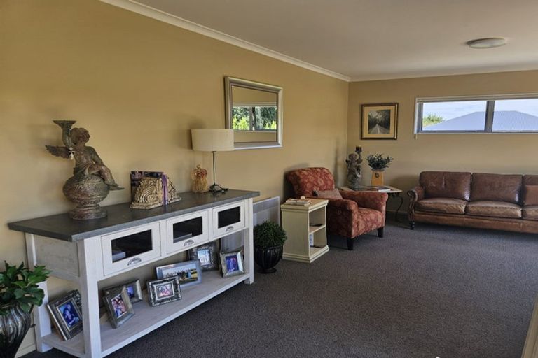 Photo of property in 32 Dacia Street, Lumsden, 9730