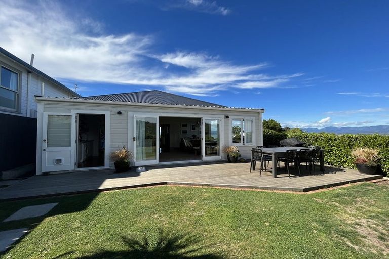 Photo of property in 78 Moana Road, Kelburn, Wellington, 6012