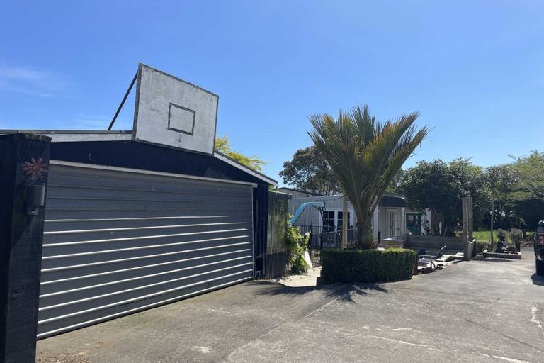 Photo of property in 22 Takiroa Street, Urenui, 4375