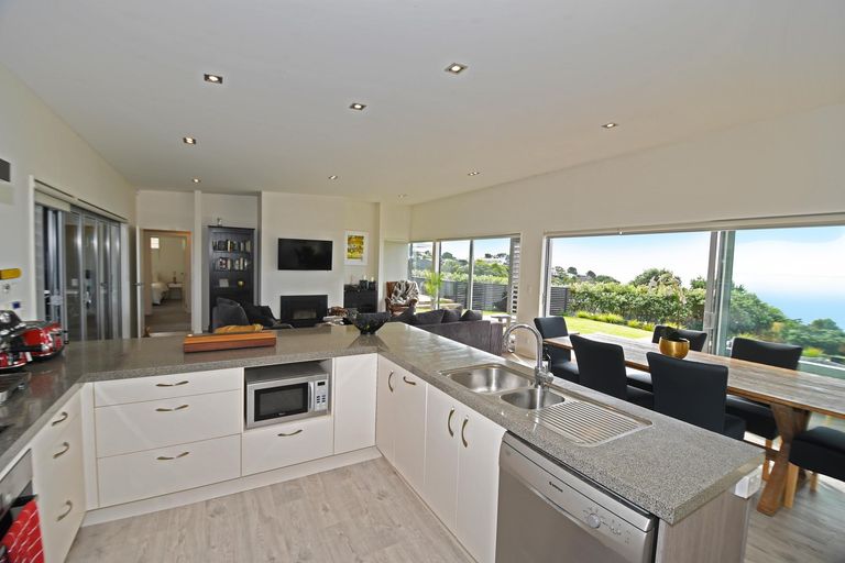 Photo of property in 22 Wonderview Road, Leigh, 0985