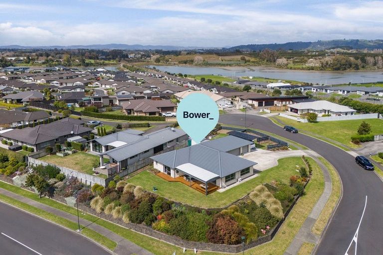 Photo of property in 1 Vantage Place, Omokoroa, 3114