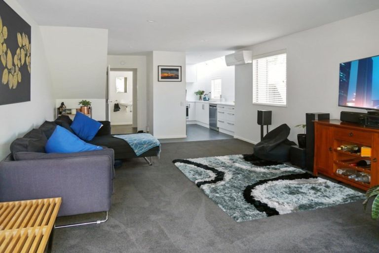 Photo of property in 9/86 Brockworth Place, Riccarton, Christchurch, 8011