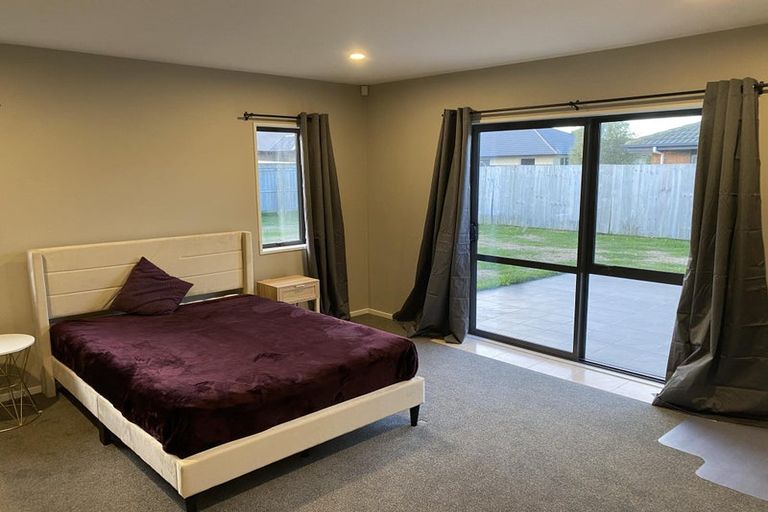 Photo of property in 19 Grace Way, Rolleston, 7614