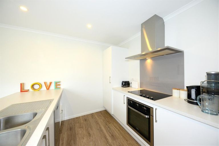 Photo of property in 9 Eric Melrose Lane, Halswell, Christchurch, 8025