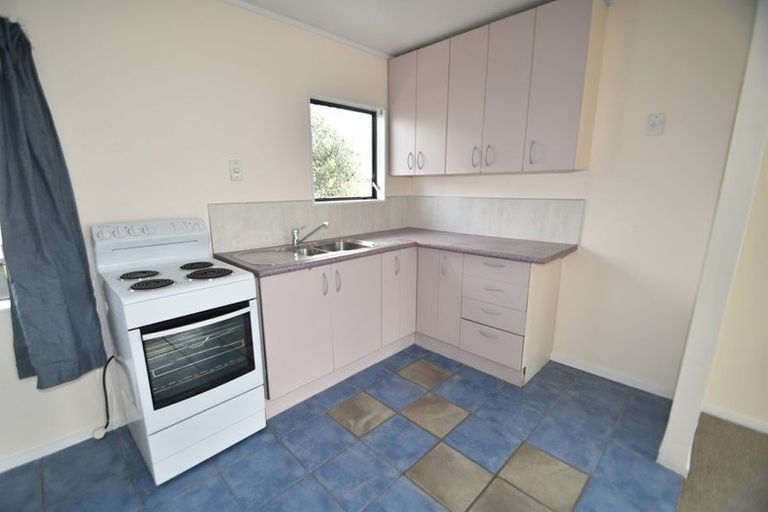 Photo of property in 1/14 Hatherley Place, Clendon Park, Auckland, 2103