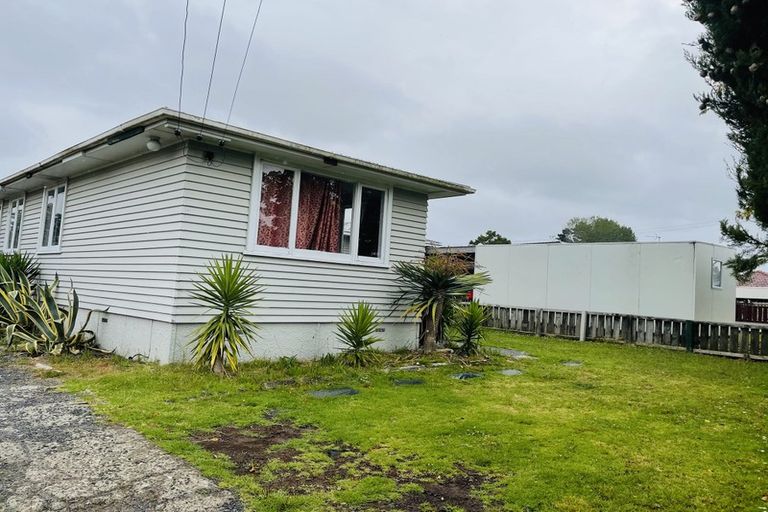 Photo of property in 339 Main Road, Huapai, Kumeu, 0810