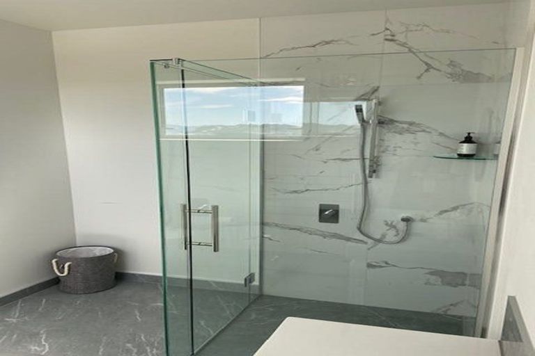 Photo of property in 83 Seatoun Heights Road, Seatoun, Wellington, 6022