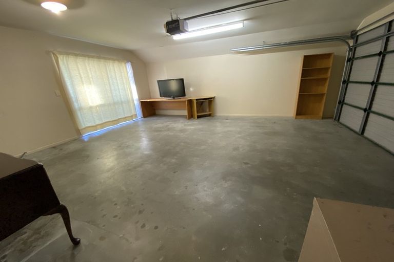 Photo of property in 11a Aurea Avenue, Pakuranga, Auckland, 2010