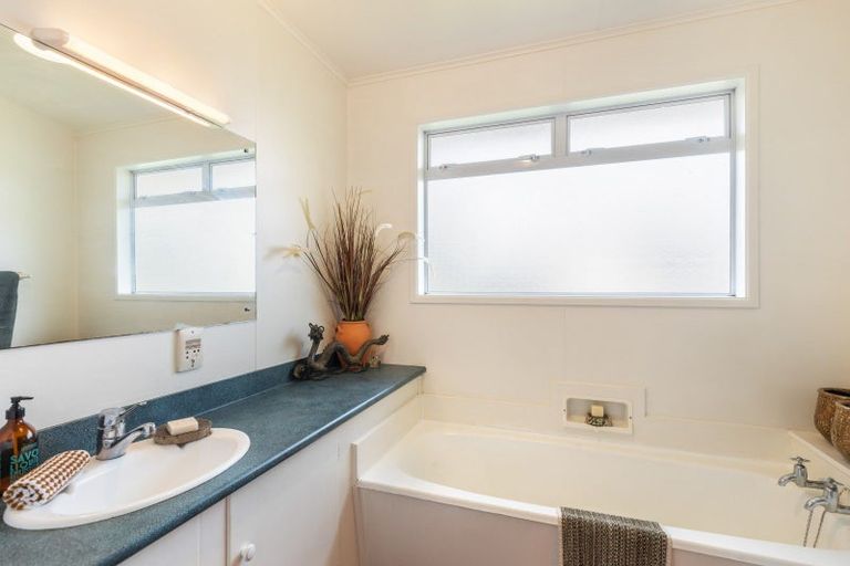 Photo of property in 1276 Egmont Road, Egmont Village, New Plymouth, 4372