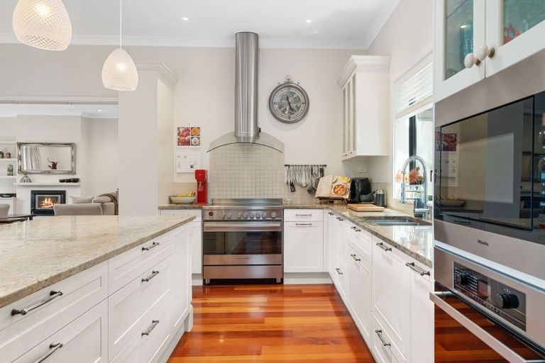 Photo of property in 36 Hoeke Road, Carrington, Carterton, 5791